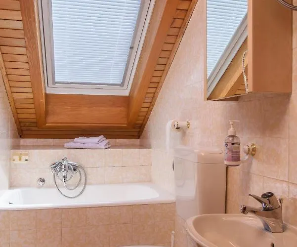 Tonka 아파트 트로기르